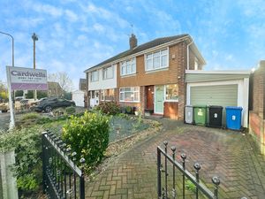 Front Of Property- click for photo gallery